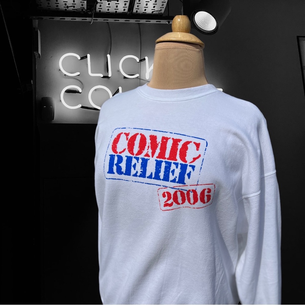 Vintage 2006 Official Sweatshirt from Comic Relief. EUC  XL